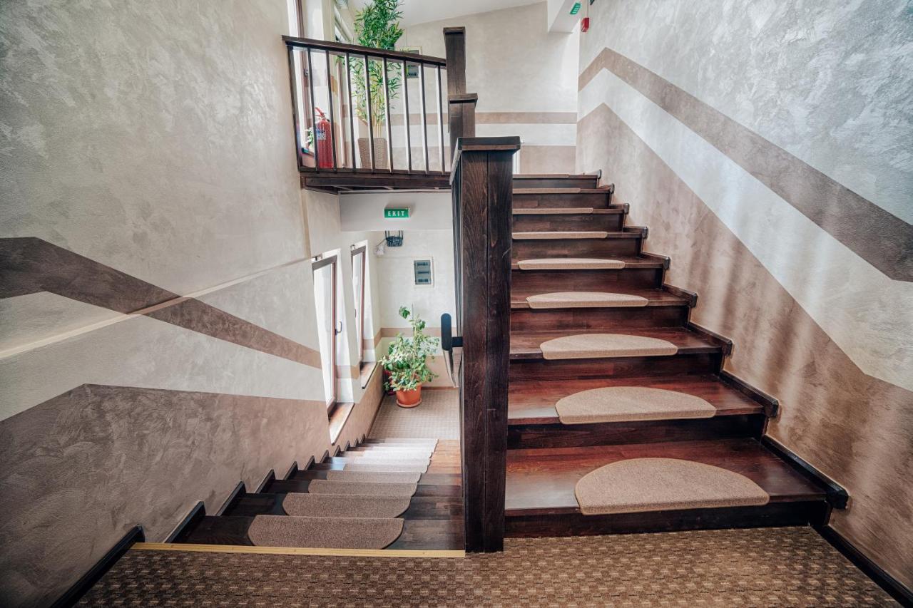 Casa Vatra Radauti Hostel Luaran gambar