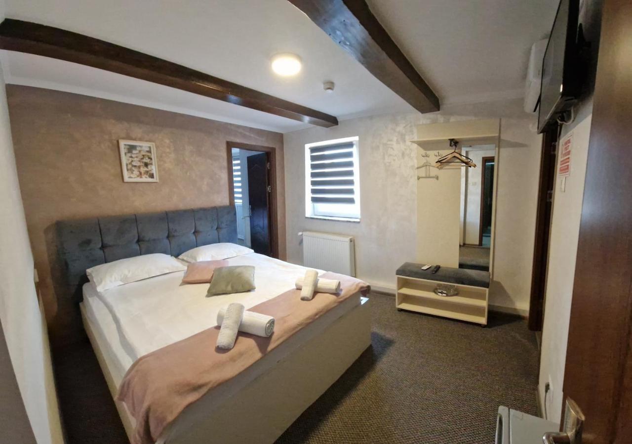 Casa Vatra Radauti Hostel Luaran gambar