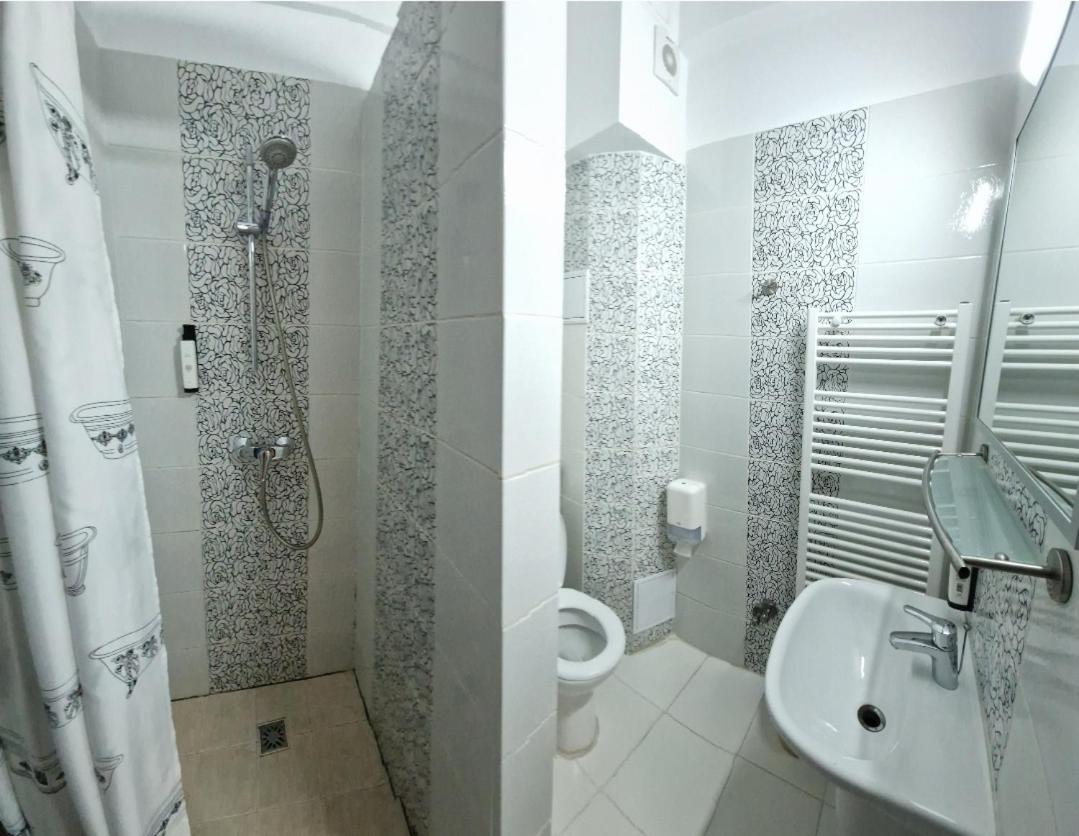 Casa Vatra Radauti Hostel Luaran gambar